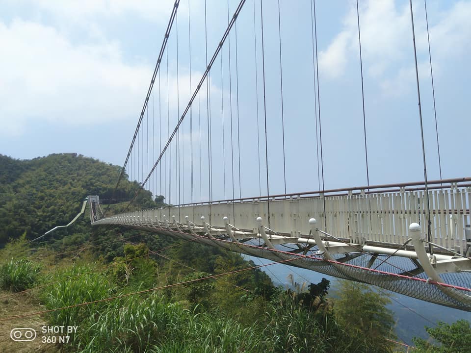 嘉義梅山太平雲梯 瑞里 奮起湖 打油诗旅人morgan 嘉義梅山太平雲梯 瑞里 奮起湖 打油诗旅人morgan